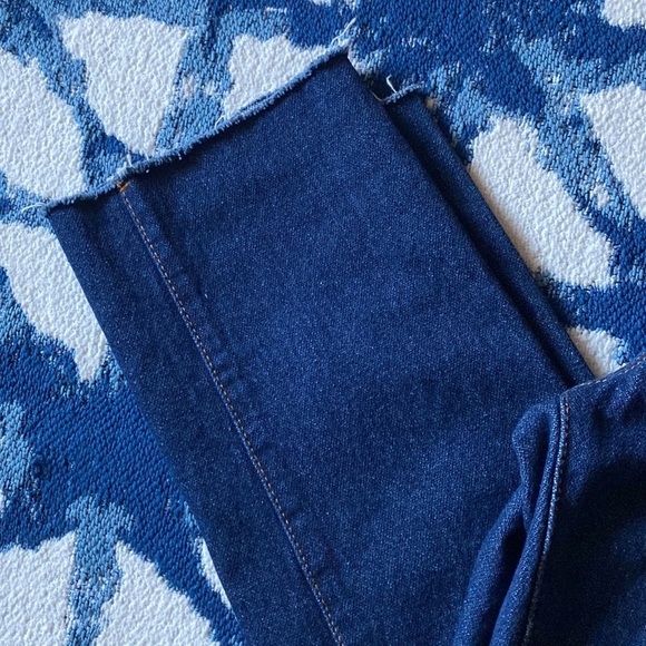 J. Galt small cotton dark denim raw hem high waisted jeans - Picture 14 of 15